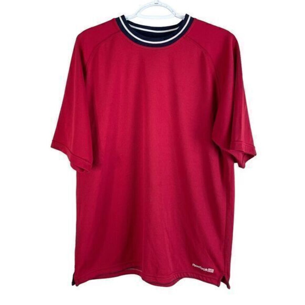 Vintage Reebok Classics‎ Performance T Shirt Mens L Red S/S Polyester Stretch